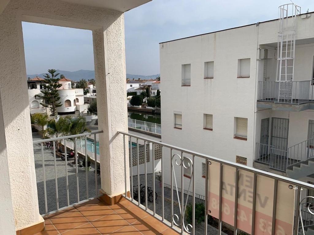 Avec Piscine Empuriabrava