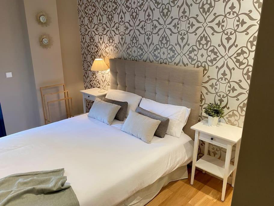 Precioso - Moderno Terraza Y Parking, 2 Hab, 2 Banos, 6-7 Pers - Dispo Abril Y Mayo Apartamento