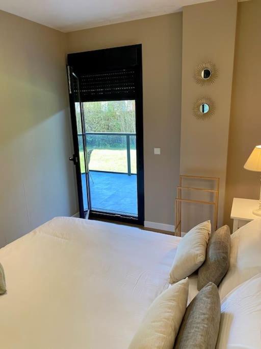 Precioso - Moderno Terraza Y Parking, 2 Hab, 2 Banos, 6-7 Pers - Dispo Abril Y Mayo * Llanes