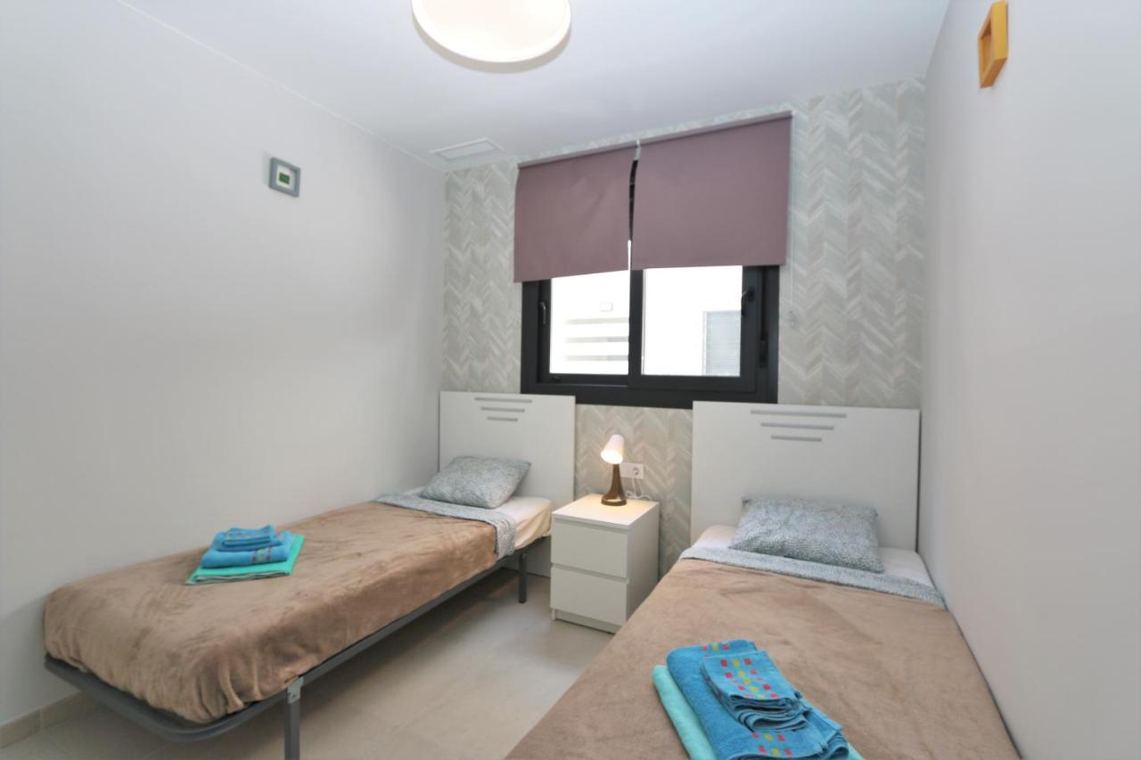 Luxurious In Flamenca Village With Pool View Vde-095