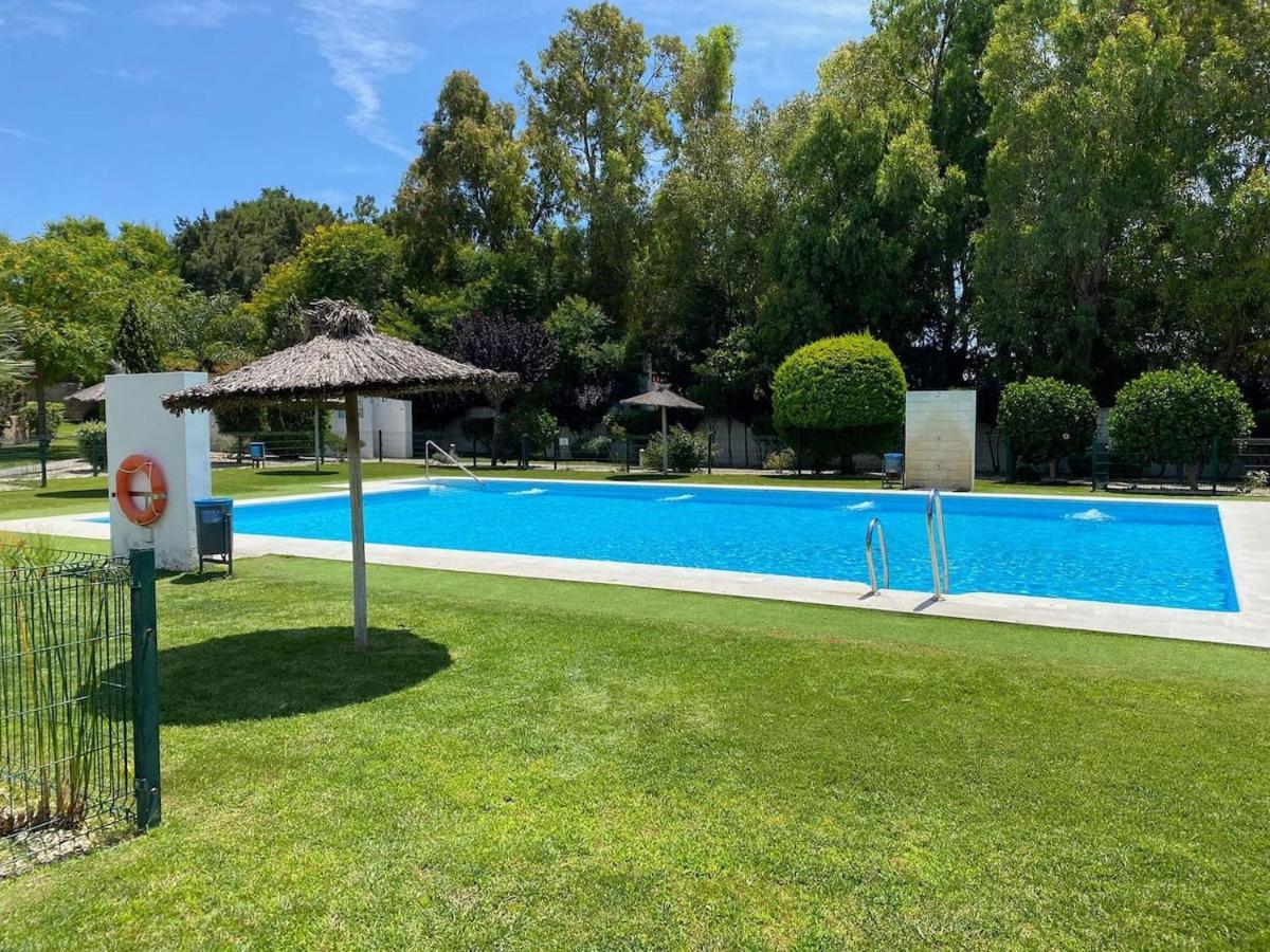 Сasa de vacaciones Fontanilla 58 Casa Lucia With Pool And Garage At Playa Conil