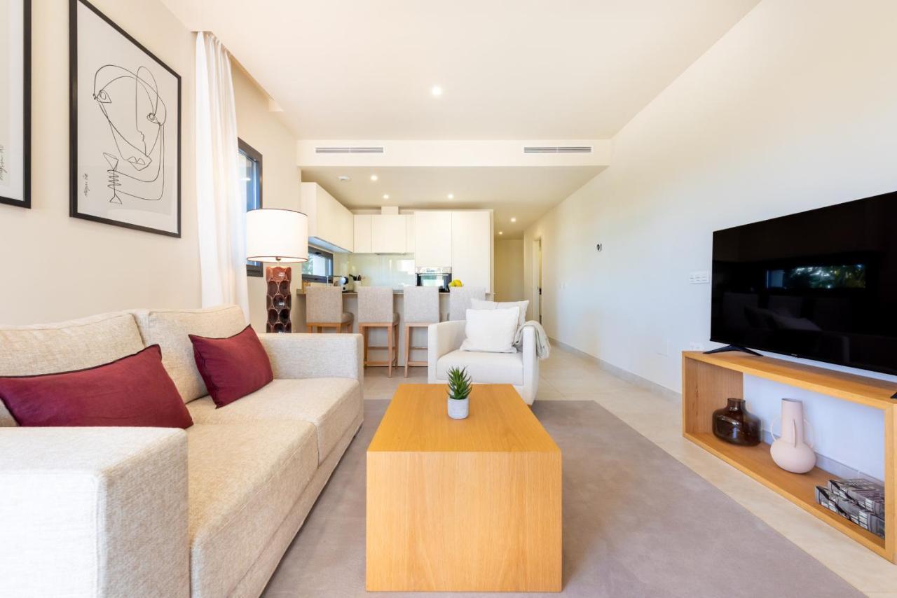 Jardiana Lotus - Walking Distance To Apartment *