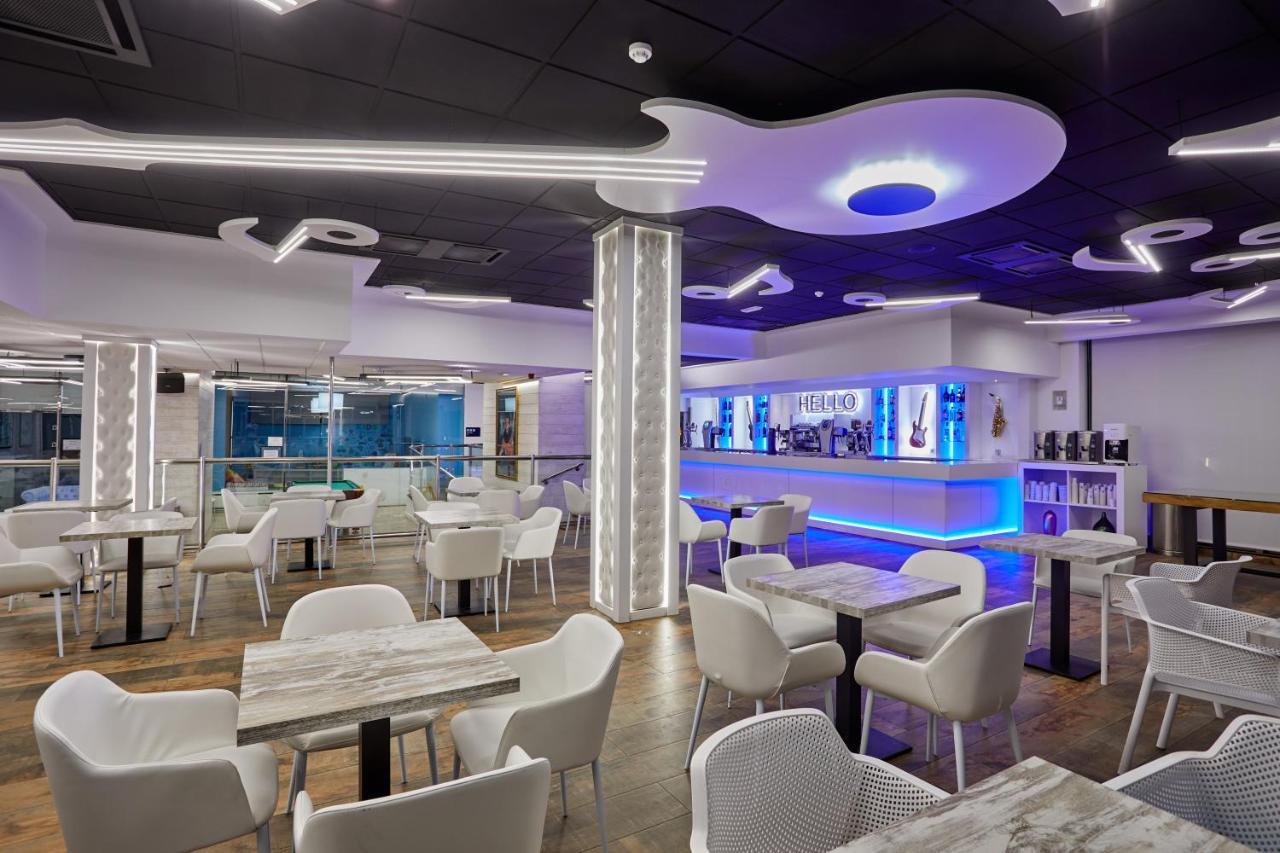 Sandos Hotel