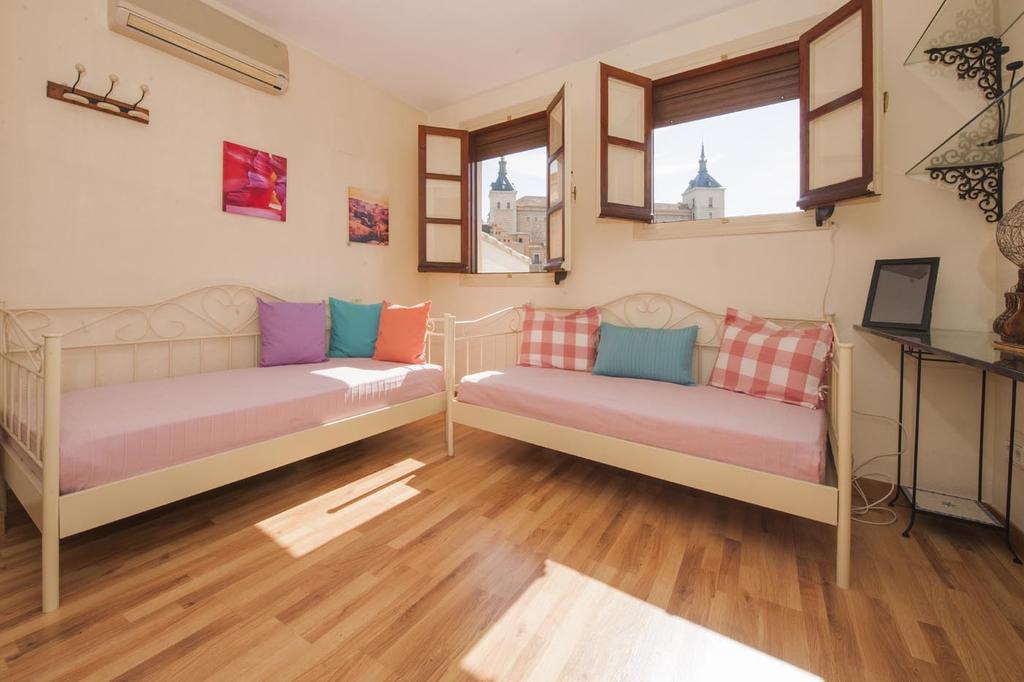 Atico-terraza Imperial Apartment