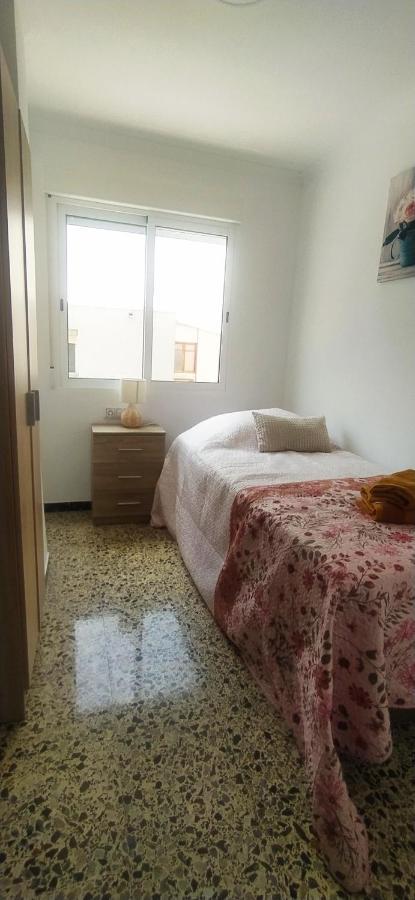 Esquina Divina Solo Familias Apartment Gandia
