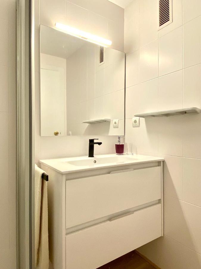 Con 3 Habitaciones, Terraza Y Jardin Comunitario Con Piscina En Apartment Sant Antoni De Calonge