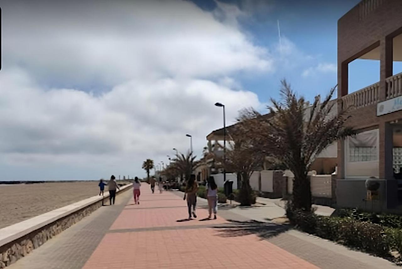 Bali Relax Cerca De Valencia A 100 M De La Playa Con Ac Holiday home