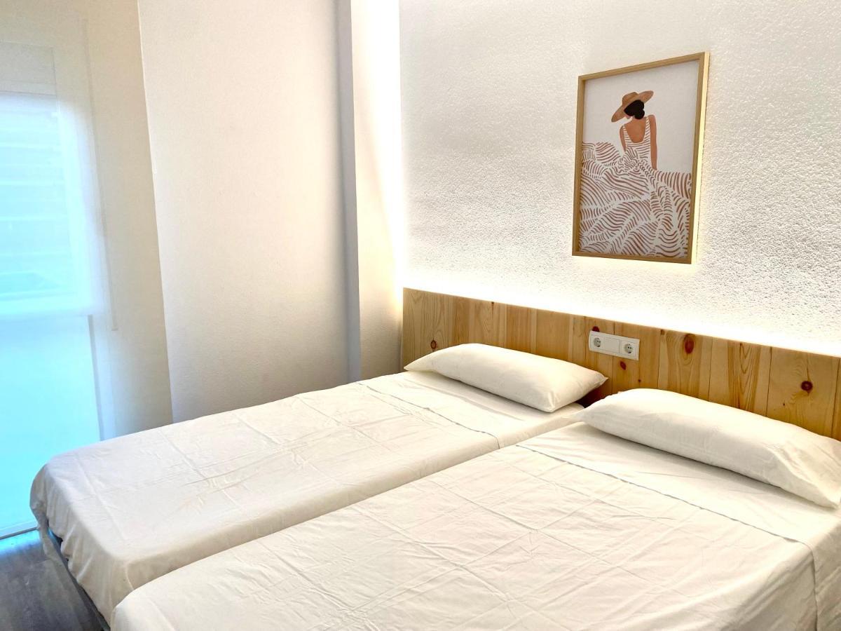 Con 3 Habitaciones, Terraza Y Jardin Comunitario Con Piscina En Apartment Sant Antoni De Calonge