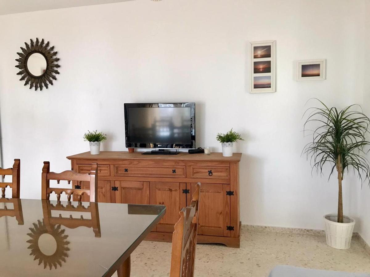 Vistas Al Mar - Valdelagrana Playa Apartment El Puerto de Santa Maria