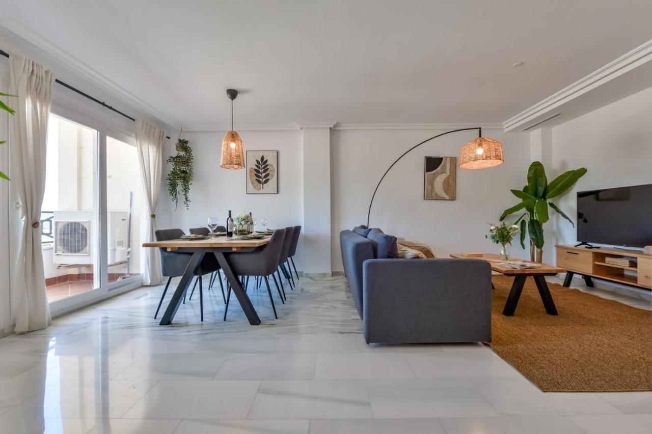 Modern / Quiet 3 Bdrs Flat In The Heart Of * Calpe