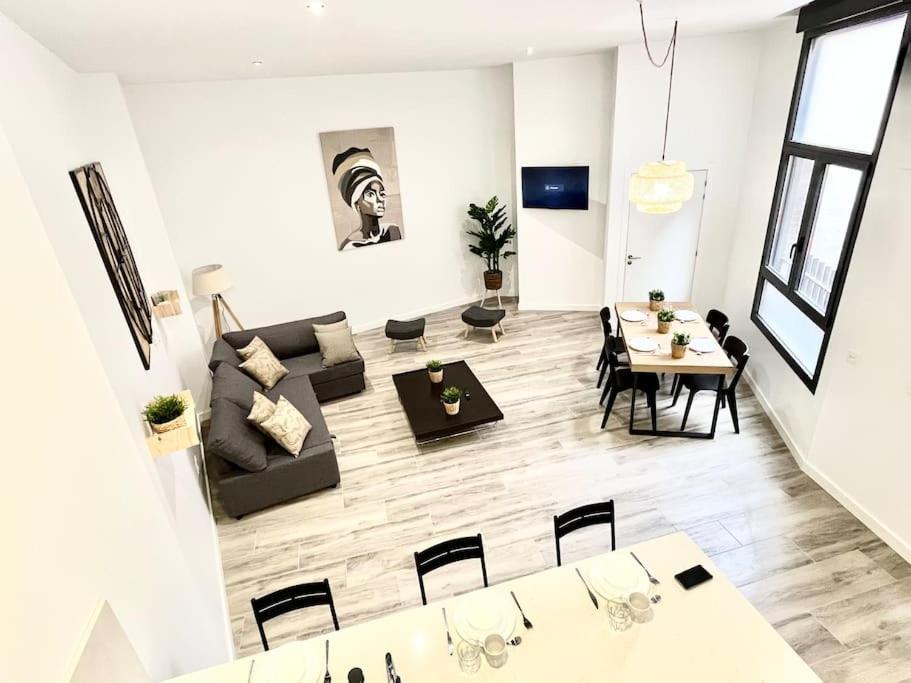 Vive V Apartment *