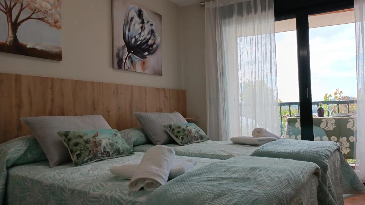 Salseirazo - Playa A Ribeira Apartment Mino