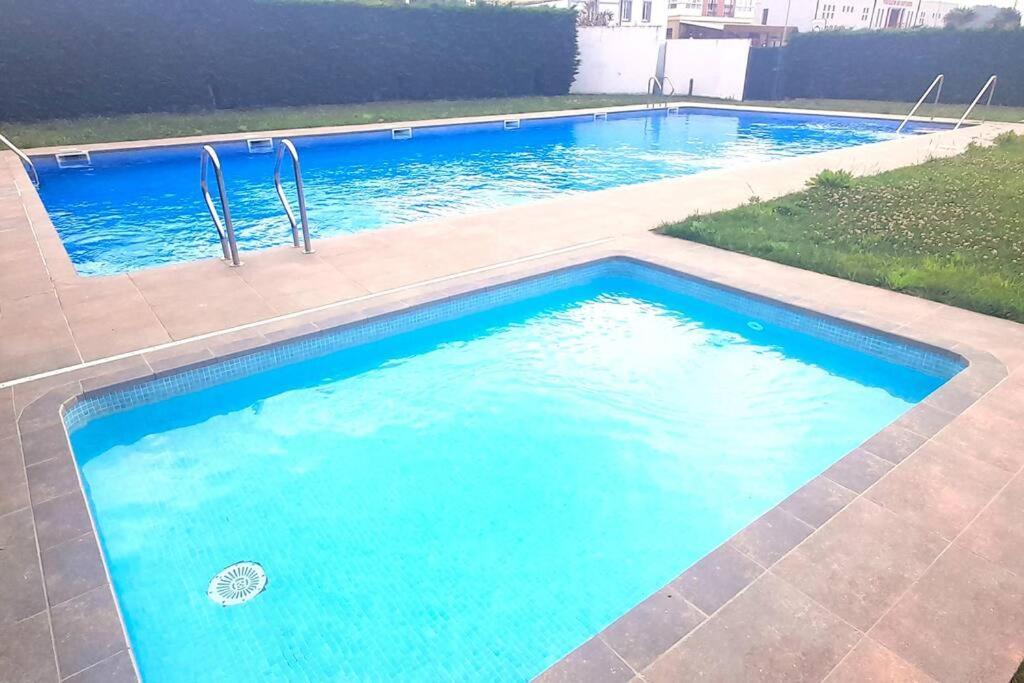 Vistas Al Mar Con Jardin Privado, Piscina Y Padel Apartment Foz