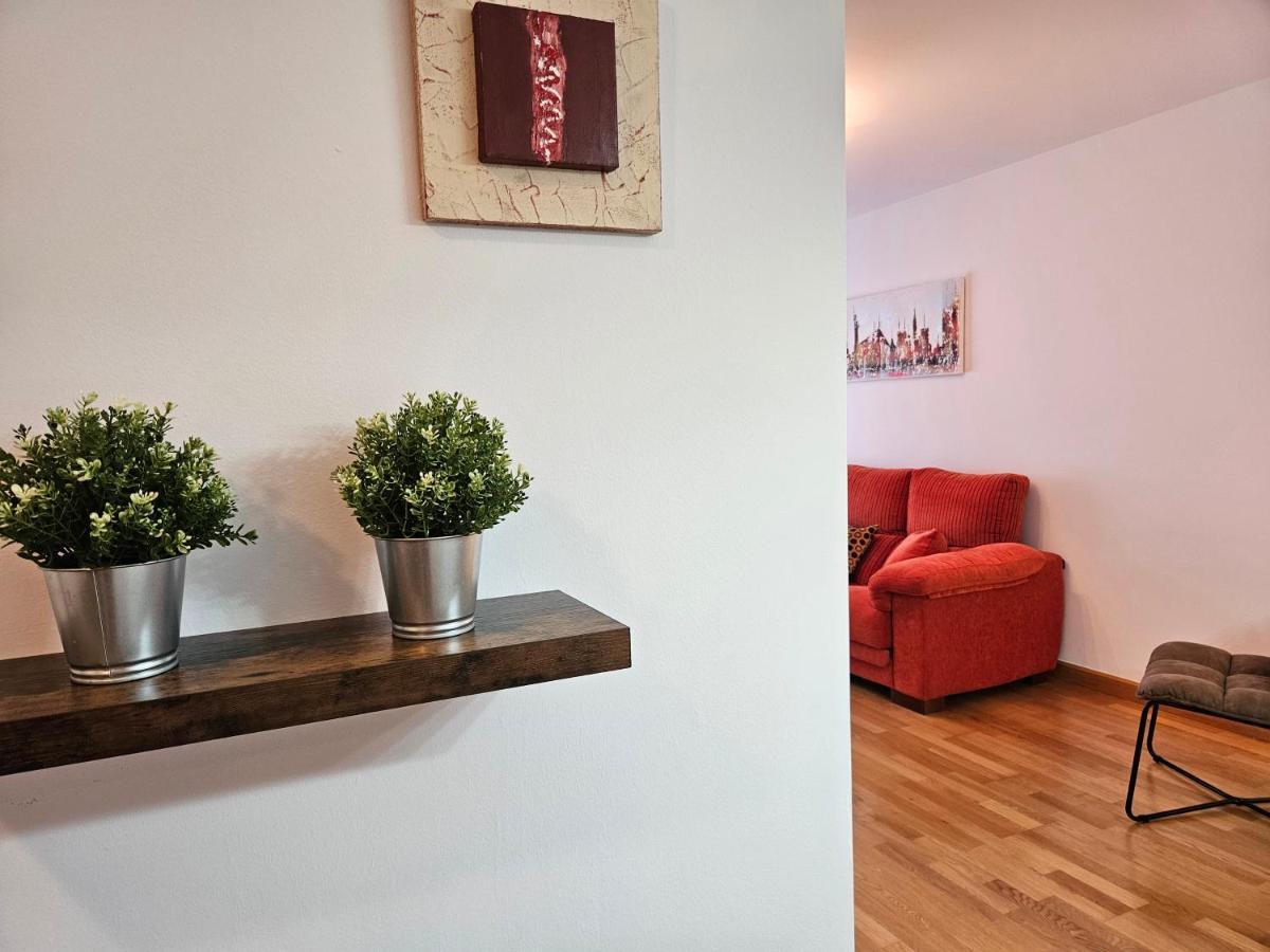 Apartamento 13b01 Con Terraza Y Garaje *