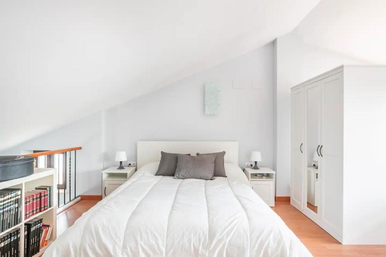 Duplex In Con Terraza *