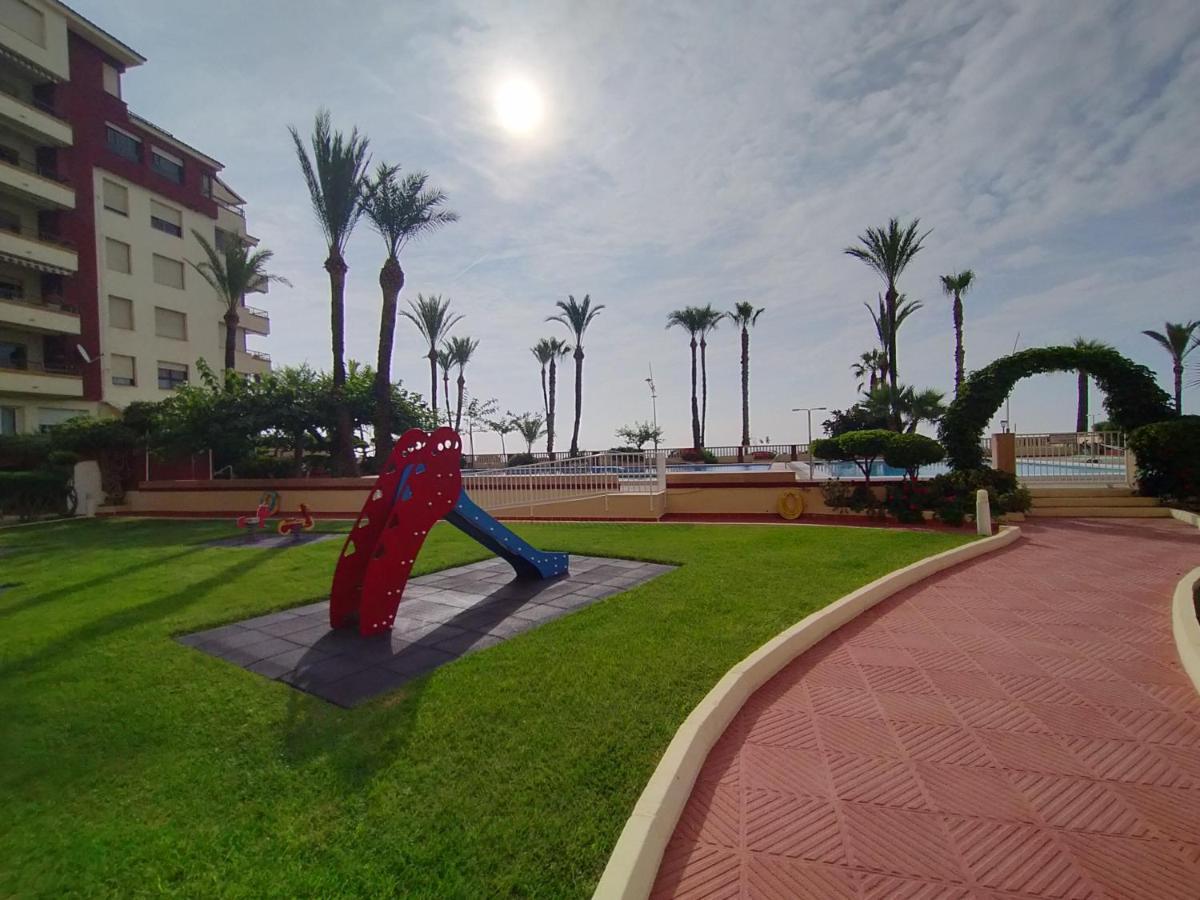 En 1ª Línea Con Piscina. Edificio Albatros Ii