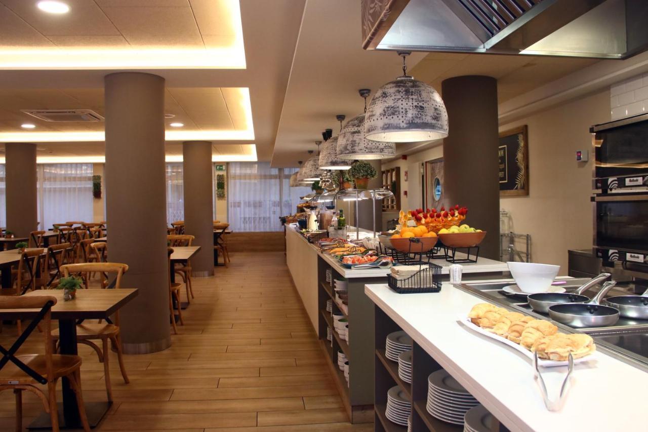 Metropol Hotel 4*