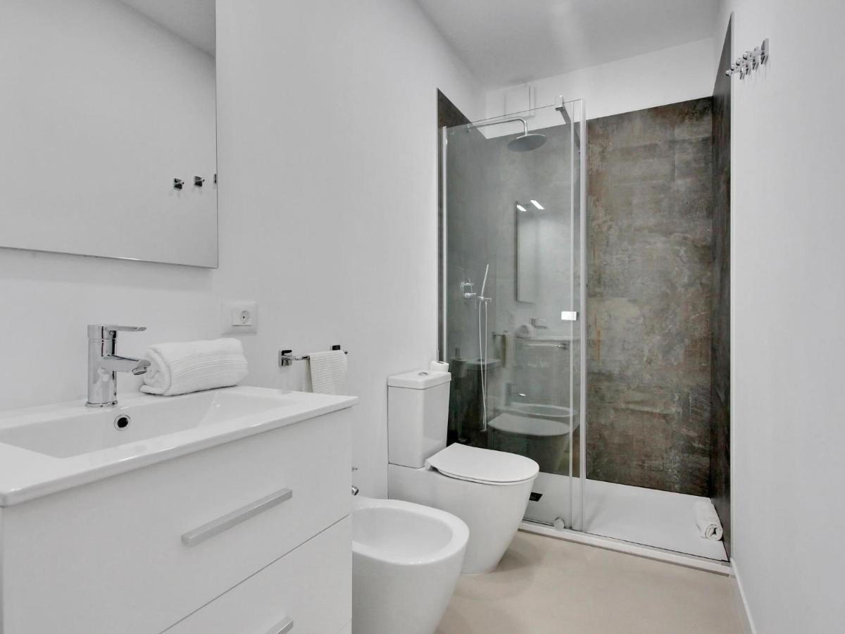 Apartment Casa Marinita, Floor, Direct Access To The Seafront Los Cristianos (Tenerife)