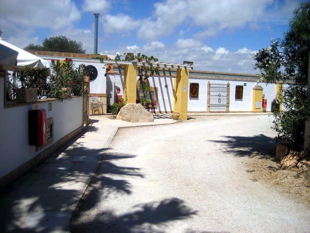 Doña Sofia Maria *