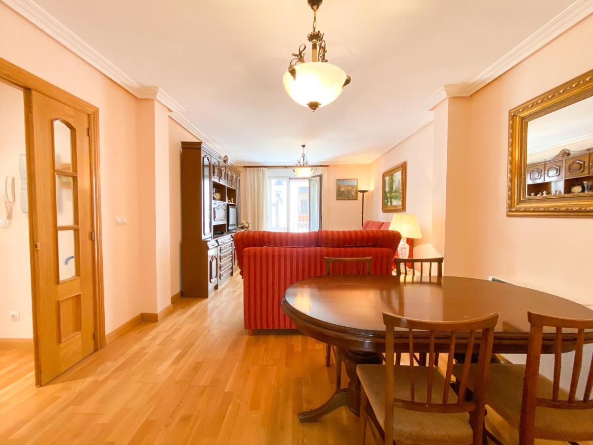 Vivienda Turistica Leones