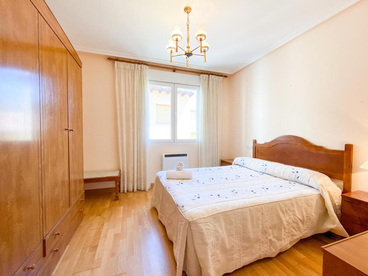 Vivienda Turistica Leones *