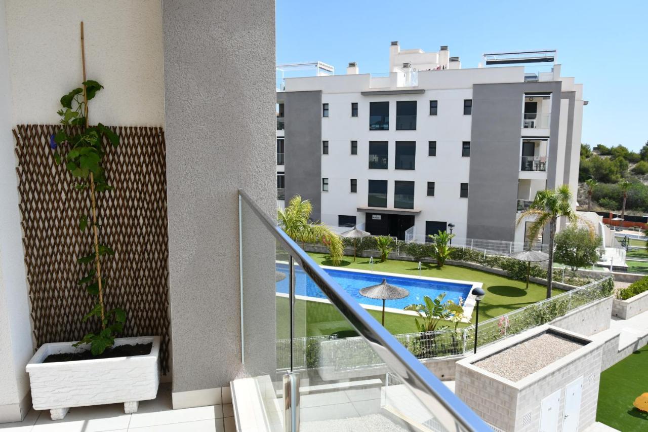 Luxurious Flat & Private Rooftop In Villamartin Orihuela Costa Apartment