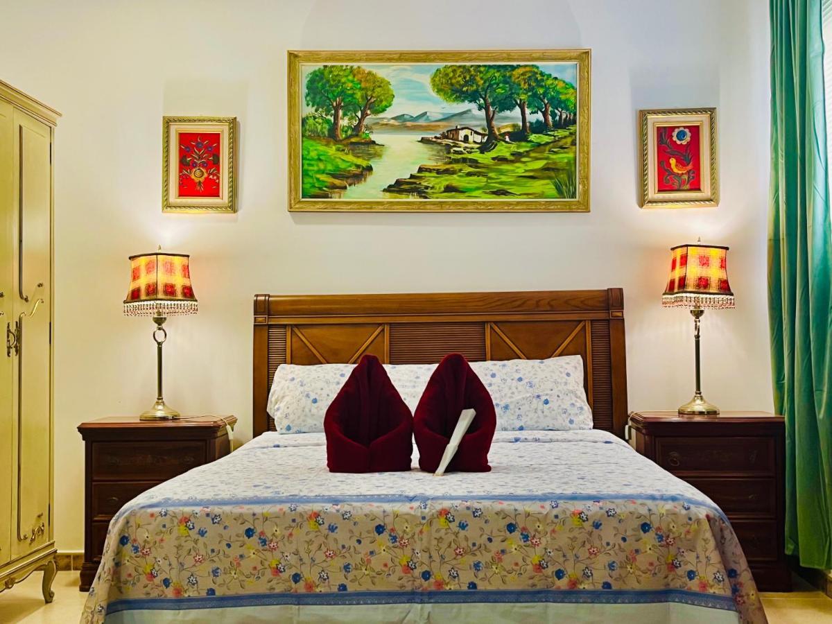 Art House Guest house *