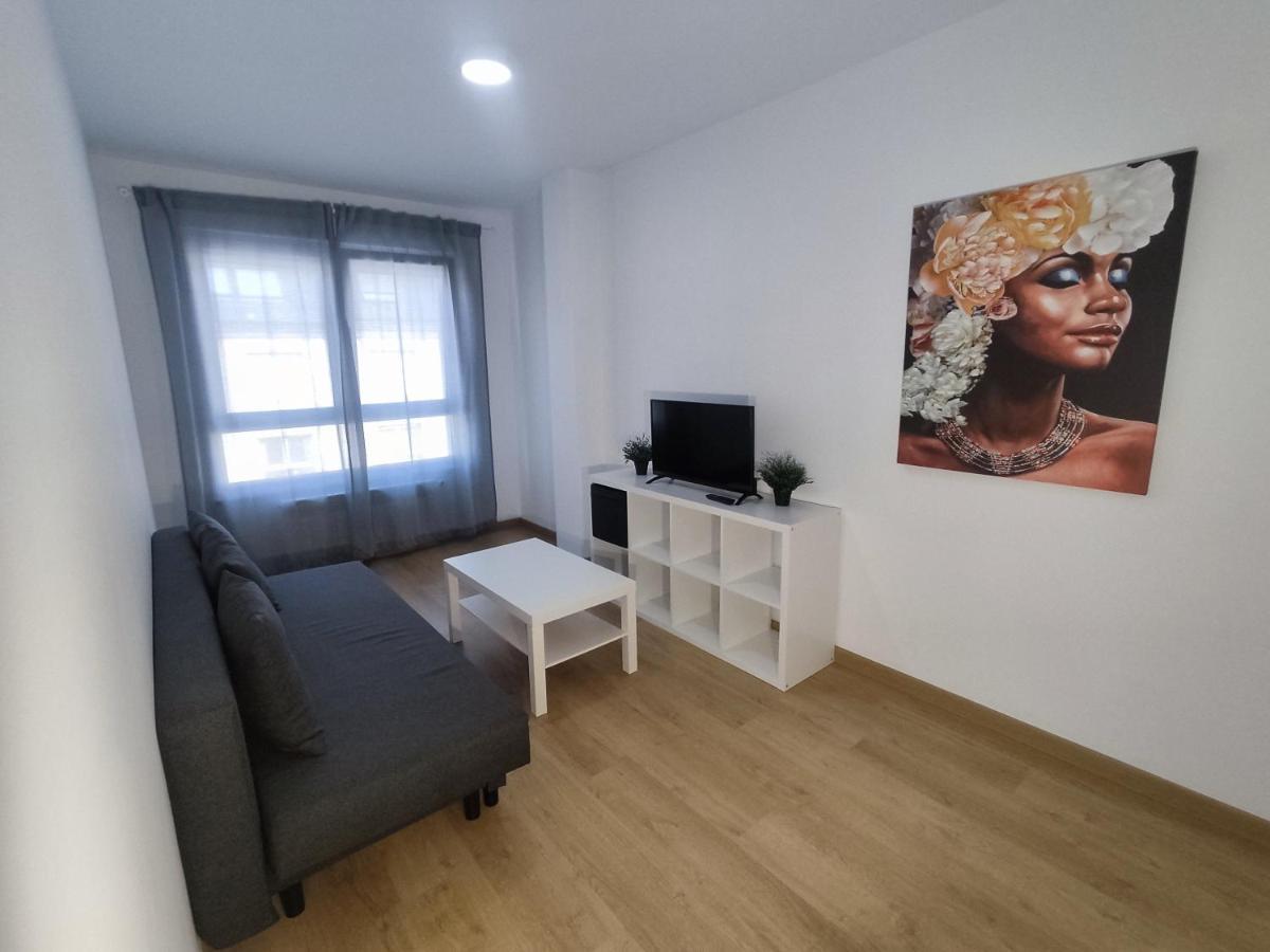 Apartamento Turistic Apts Rosalia De Castro