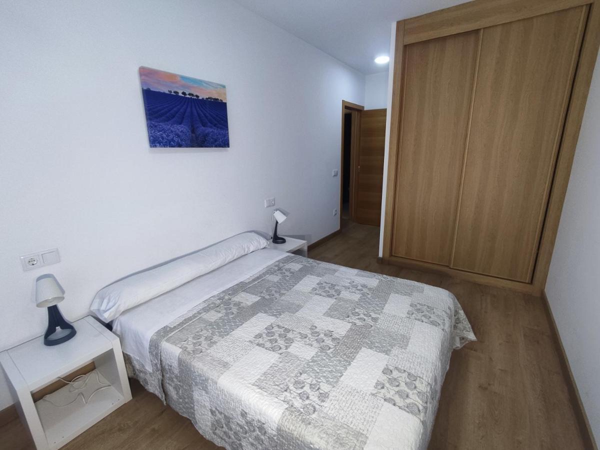 Apartamento Turistic Apts Rosalia De Castro