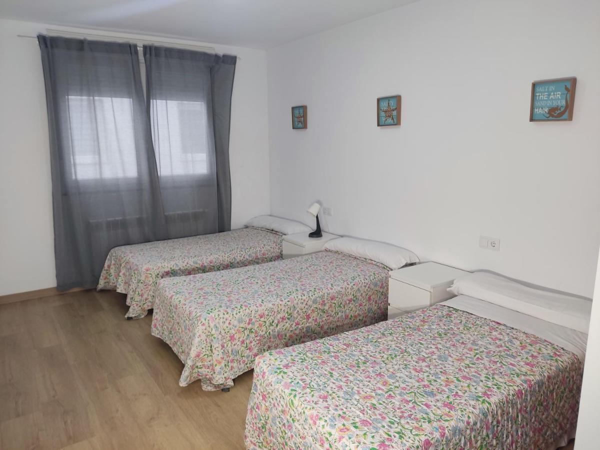 Turistic Apts Rosalia De Castro Apartamento *