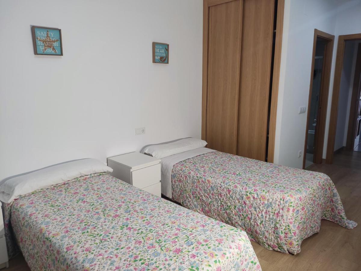 Apartamento Turistic Apts Rosalia De Castro