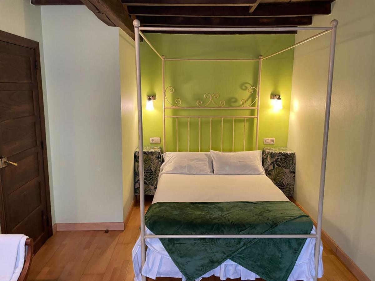 Y Rurales L'anceo Hotel *