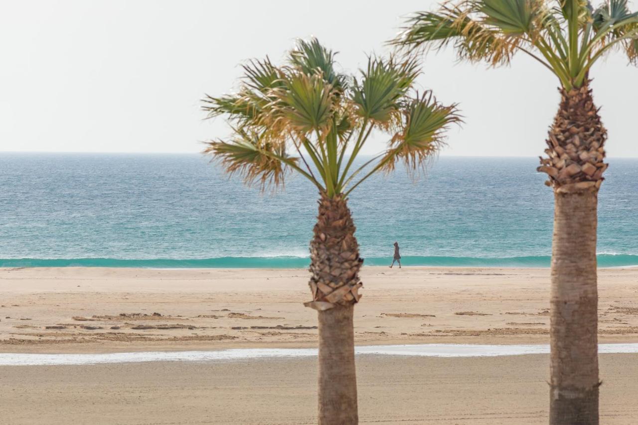 Beachfront, Pool, Terrace & Wifi - *simplytarifa* Apartment