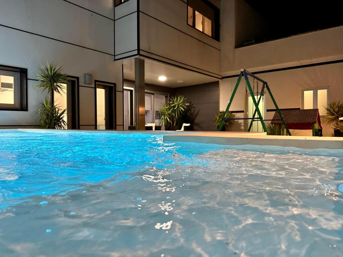 Kama Turistico Con Piscina Privada Holiday home Bolanos de Calatrava