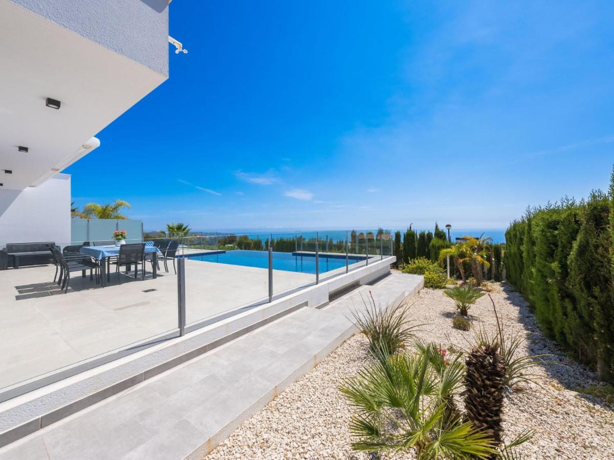 Lirios View By Interhome *