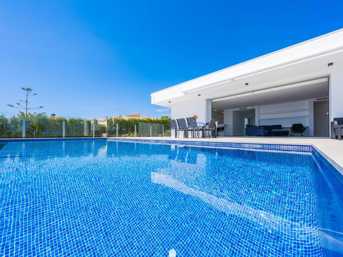 Villa Lirios View By Interhome *