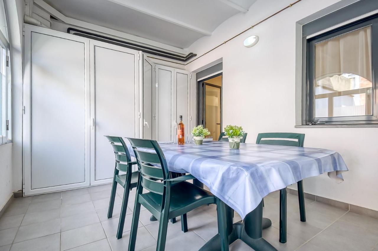 Apartamento Mestral 1 1 Centro - Barneda Premium