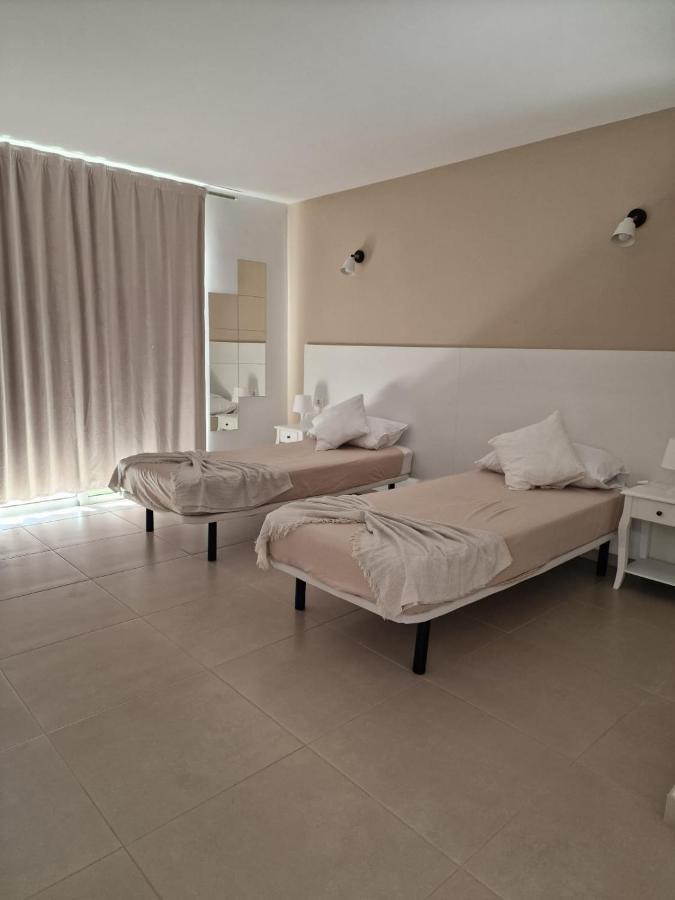 Apartamento De 2 Y Dos Baños Con Ducha Solar *