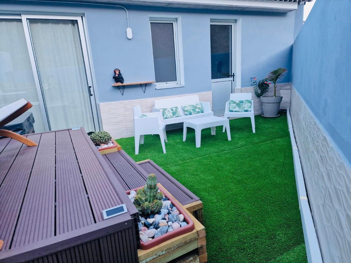 De 2 Y Dos Baños Con Ducha Solar Apartamento Tamaimo