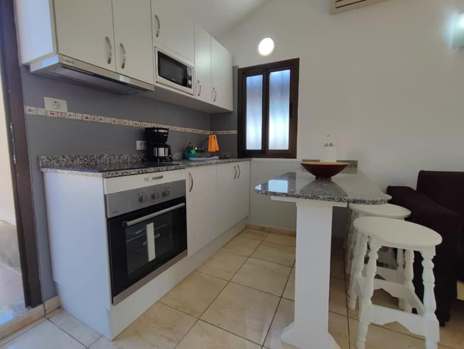 Apartamento Santa Fe Next To Pool San Bartolomé