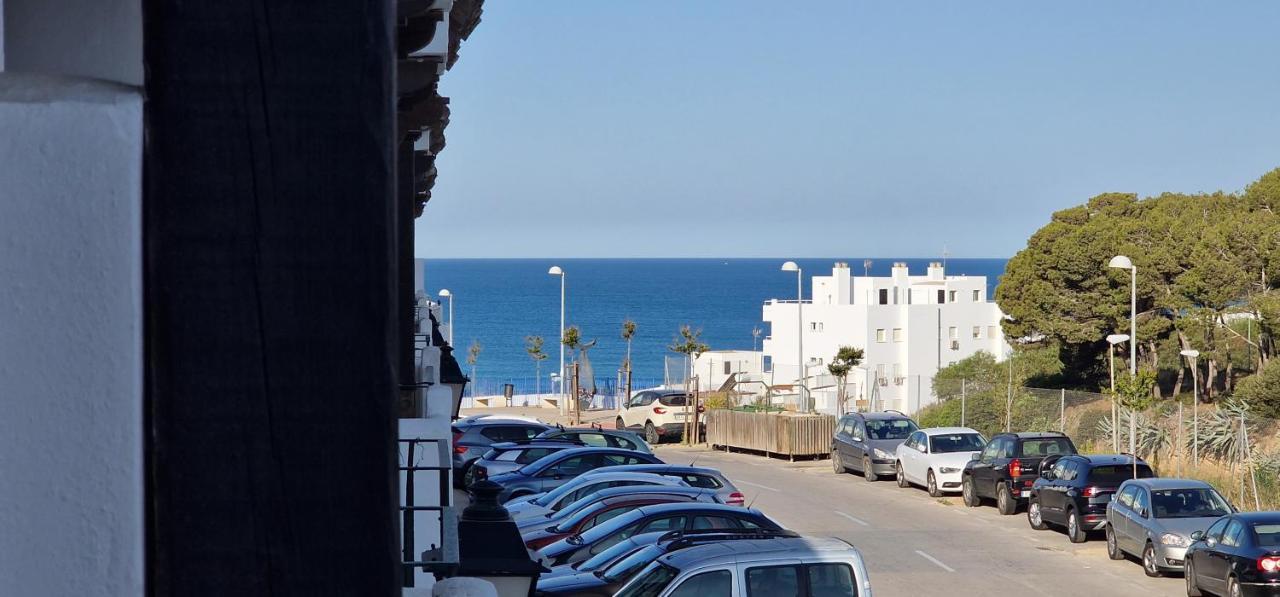 Сasa de vacaciones Casa Duplex En Conil A 300 M De La Playa. *