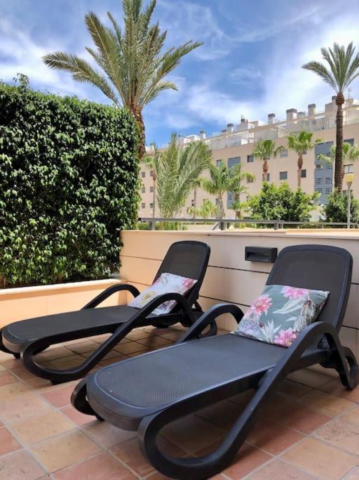 Apartment Hogar Brisa De Marinas Acogedor Con Amplia Terraza Y Acceso Directo A Piscinas-comfortable With Spacious Terrace And Direct Pool Access Denia