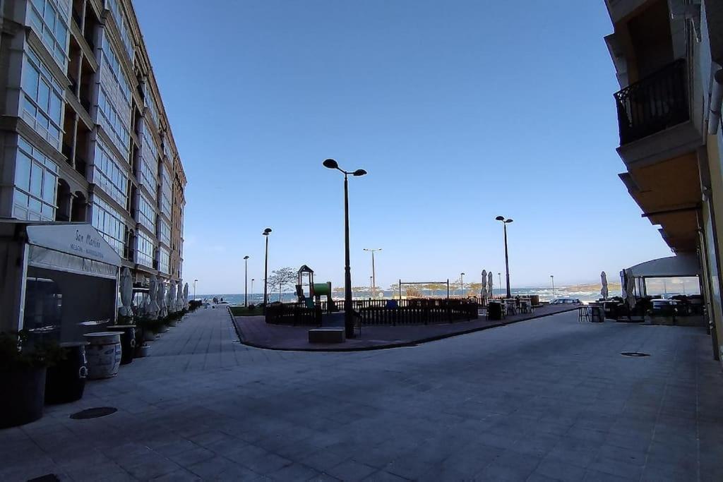 En Foz. Primera Linea Playa Rapadoira