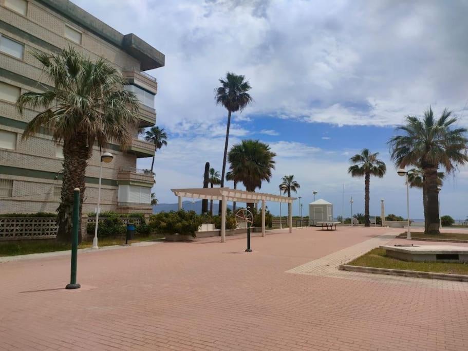 Hermoso Piso Primera Linea Apartment *