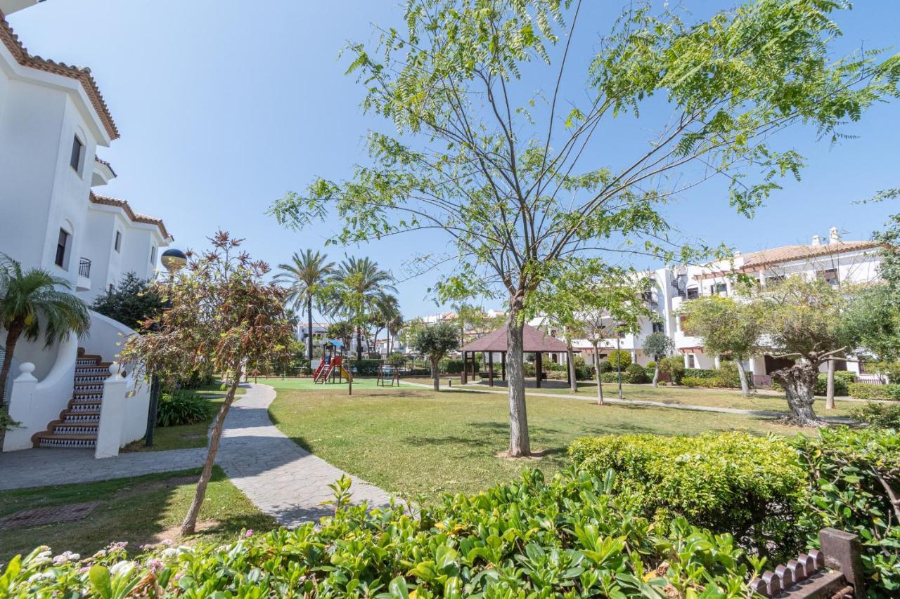 Planta Baja Coto Sancti Petri Playa De La Barrosa Apartamento *