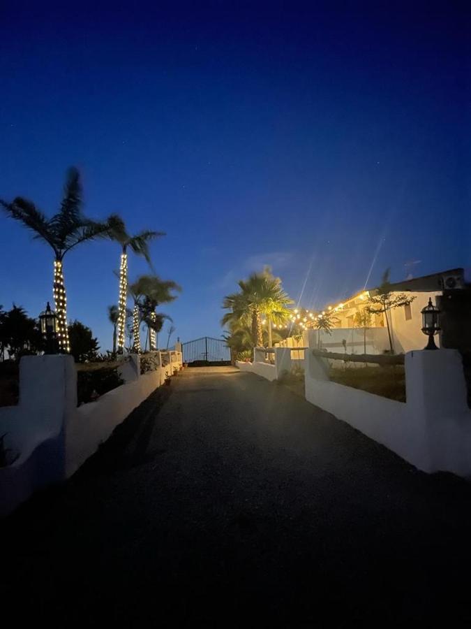 El Atardecer- El Peral Aparthotel
