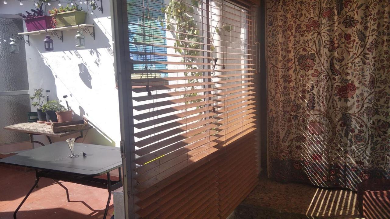 Naturalia: La Casita Con Patio Caceres