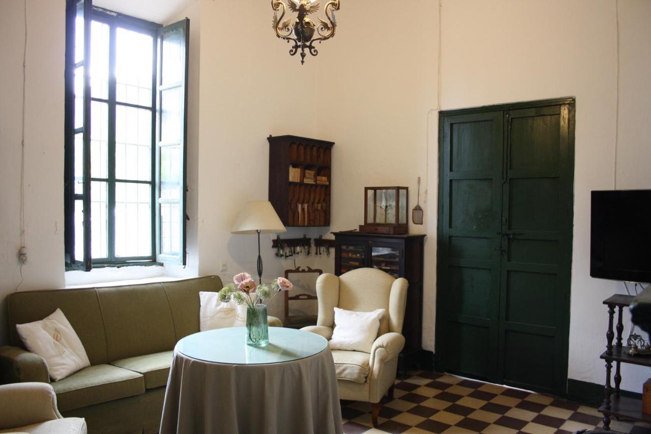 Real Fundicion De Alcora Villa Canjáyar