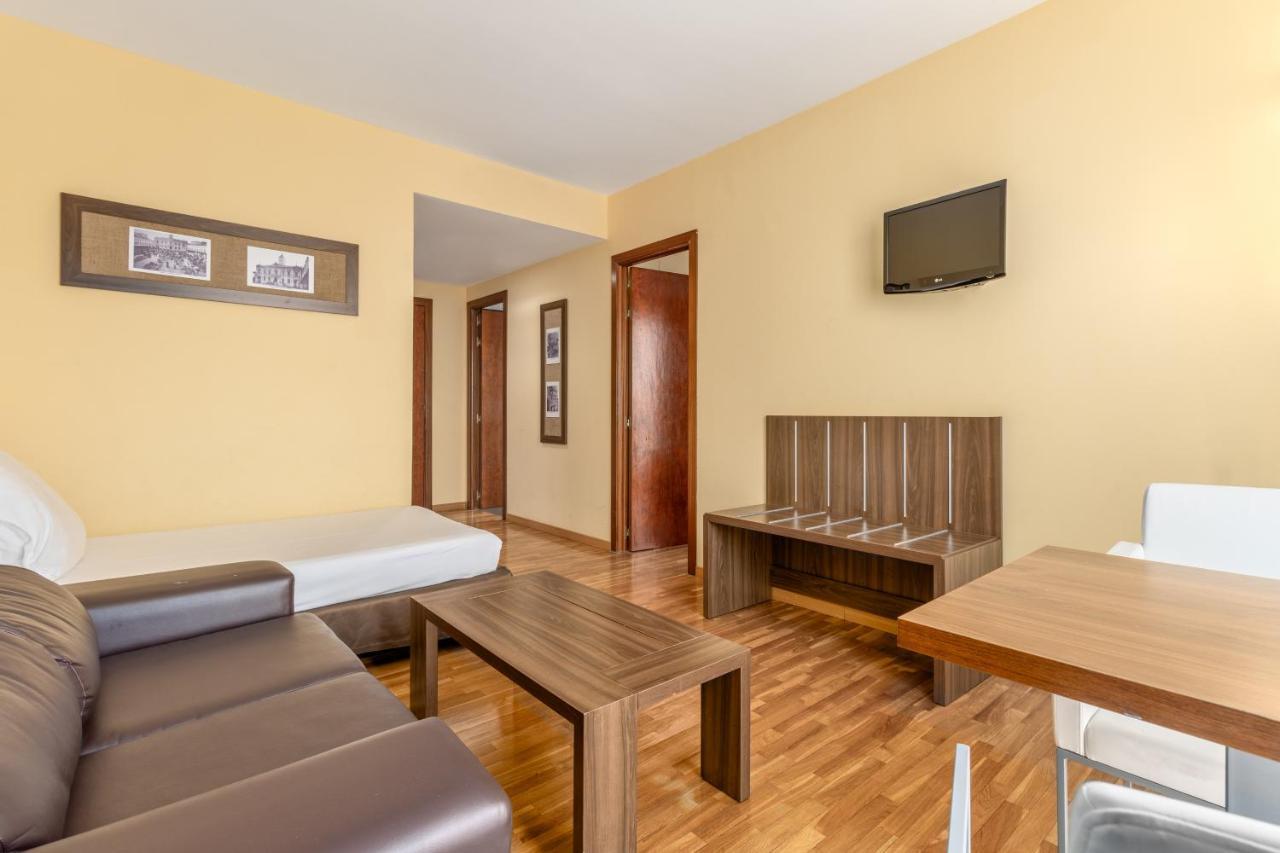 Exe Dona Carlota Hotel 4*