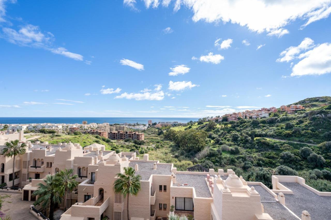 Apartamento 9 Penthouse With Amazing Sea Views, Close To Golf Duquesa